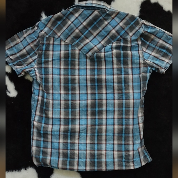 Men's Snap Front Plaid Shirt - Picture 2 of 5